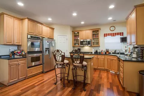 1009 Queens Pl, Spring Hill, TN 37174 photo 12