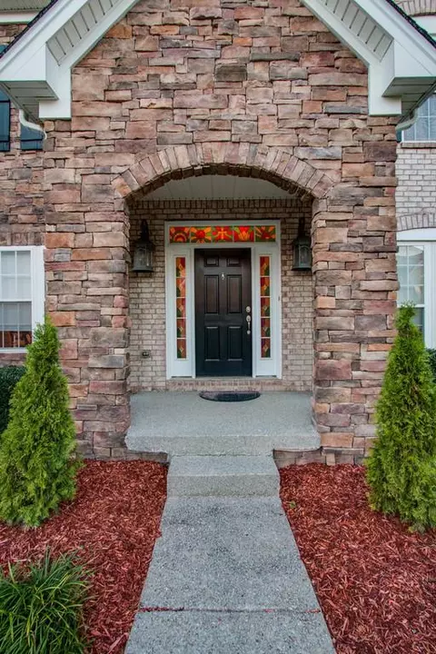 1009 Queens Pl, Spring Hill, TN 37174 photo 3