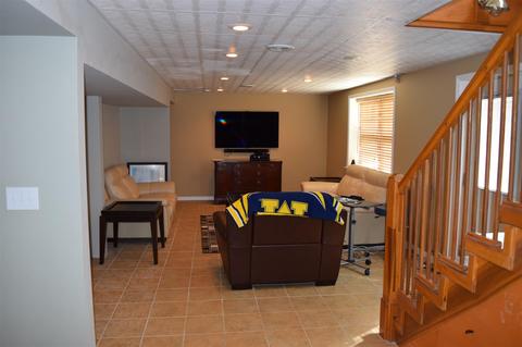 211 E Park Cir, Dickson, TN 37055 photo 9