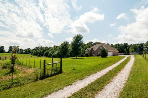 283 Fairview Rd, Dickson, TN 37055 photo 3