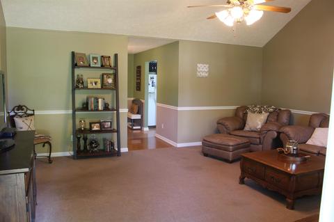 150 Spring Meadows Ln, Morrison, TN 37357 photo 5