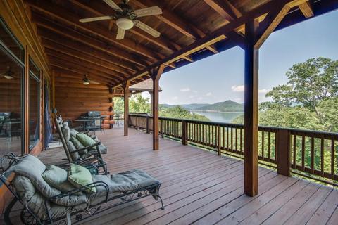 628 Harbor Pointe Dr, Silver Point, TN 38582 photo 22