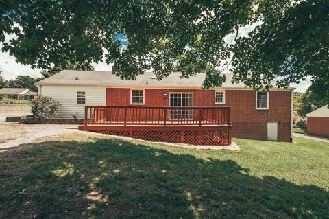 210 E Marthona Rd, Madison, TN 37115 photo 4