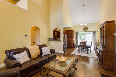 511 Titans Cir, Murfreesboro, TN 37127 photo 5