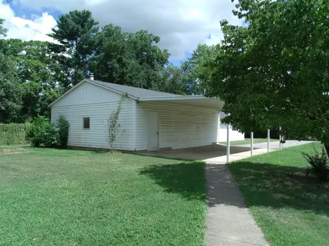 304 4th Ave N, Decherd, TN 37324 photo 9