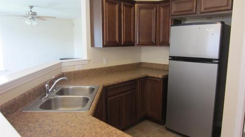 802 W 3rd St, Dickson, TN 37055 photo 9