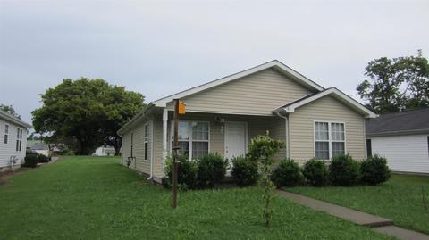 802 W 3rd St, Dickson, TN 37055 photo 3