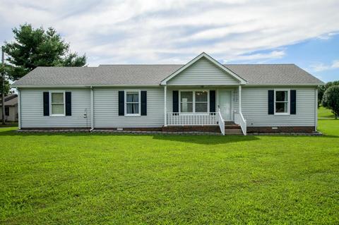 3902 Armstrong Rd, Springfield, TN 37172 photo 1
