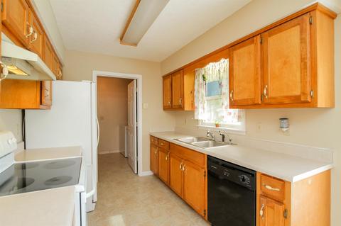 3902 Armstrong Rd, Springfield, TN 37172 photo 10