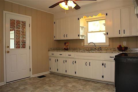 302 Pitt Ln, Springfield, TN 37172 photo 4