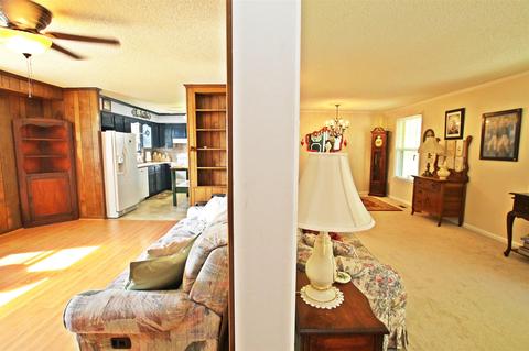 2401 Hickory Dr, Springfield, TN 37172 photo 12
