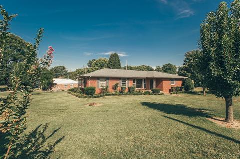 205 Blackpatch Dr, Springfield, TN 37172 photo 8