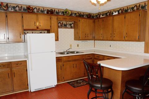 381 Beacon Light Rd, Morrison, TN 37357 photo 5
