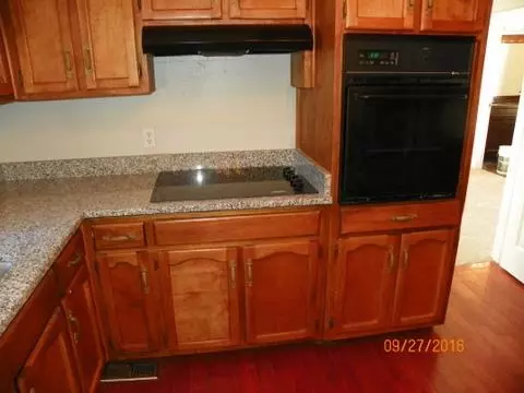 1210 Southwark Dr, Springfield, TN 37172 photo 7