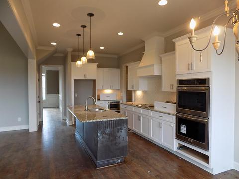 4002 Canberra Dr, Spring Hill, TN 37174 photo 6