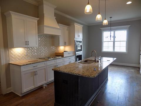 4002 Canberra Dr, Spring Hill, TN 37174 photo 4