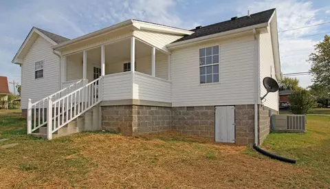 1750 17th Ave E, Springfield, TN 37172 photo 9
