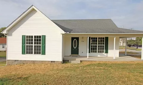 1750 17th Ave E, Springfield, TN 37172 photo 1