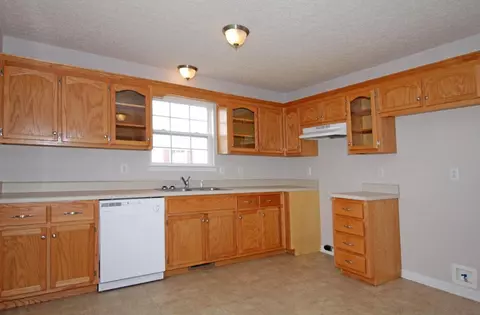 1750 17th Ave E, Springfield, TN 37172 photo 2