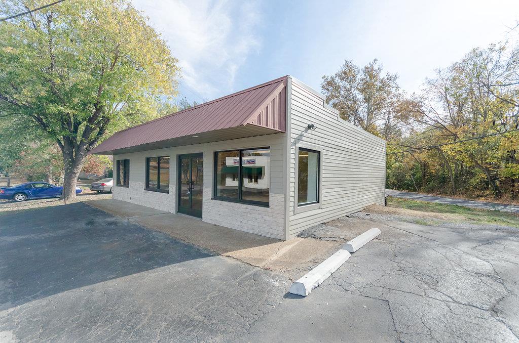 726 5th Ave W, Springfield, TN 37172 photo 1