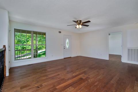 317 Ginger Dr, Dover, TN 37058 photo 4