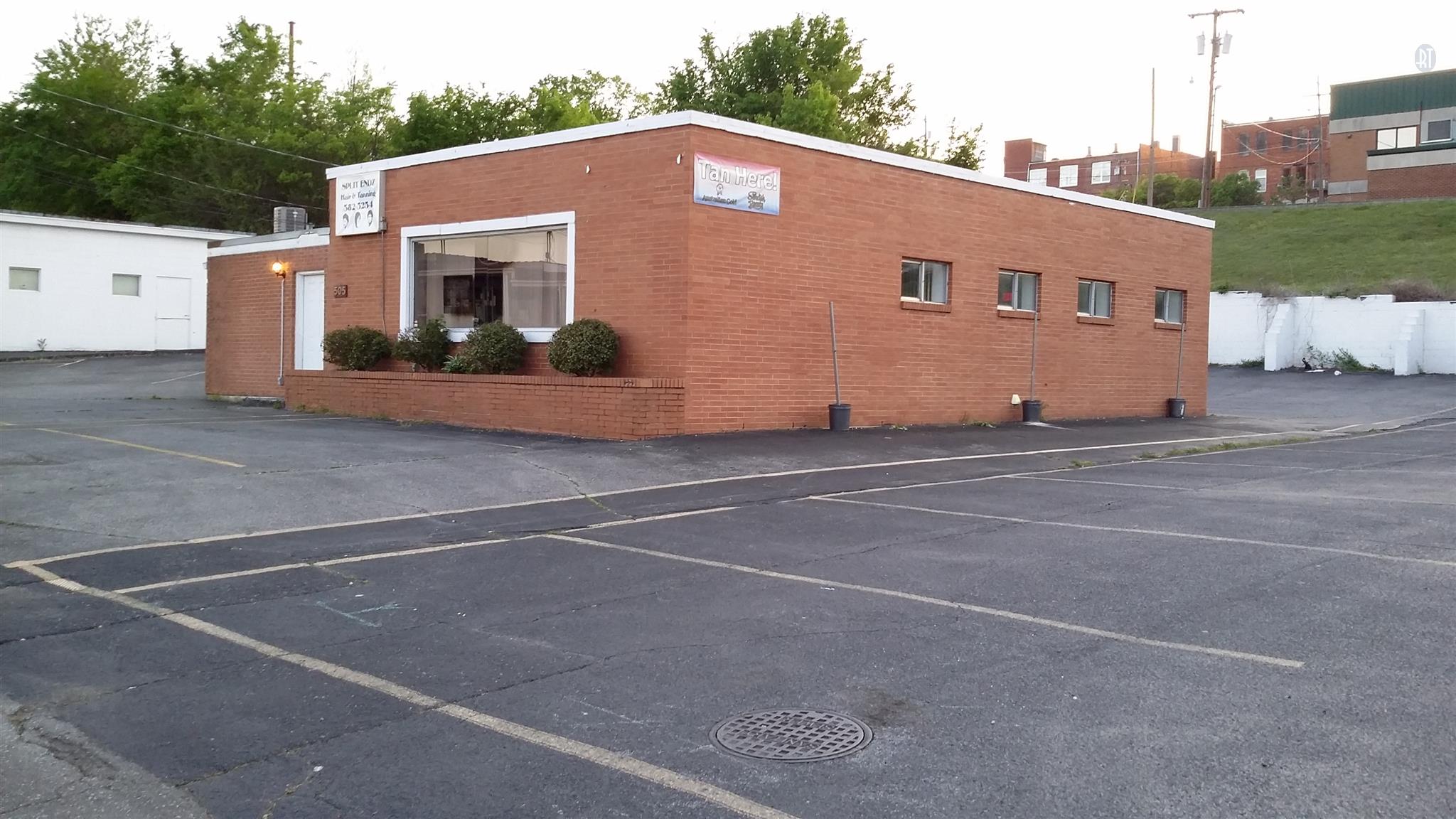 505 Hill St, Springfield, TN 37172 photo 1