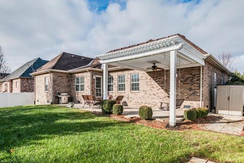 1908 Walking Dr, Murfreesboro, TN 37130 photo 2