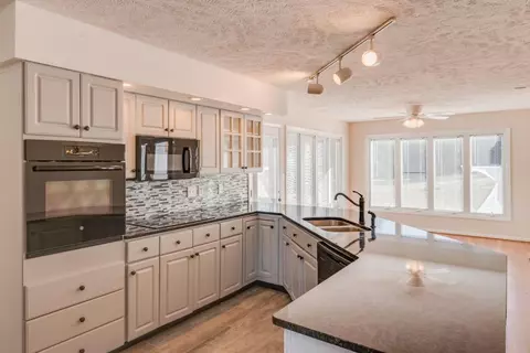 190 Batson Rd, Cunningham, TN 37052 photo 9