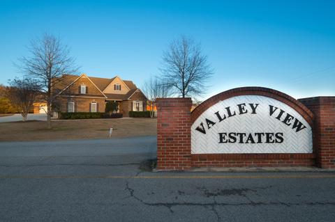 202 Barton Dr, Normandy, TN 37360 photo 28