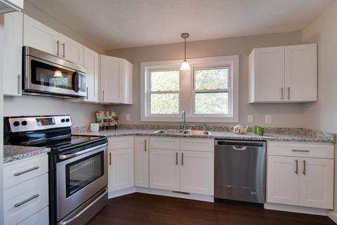 207 Cherry St, Dickson, TN 37055 photo 9