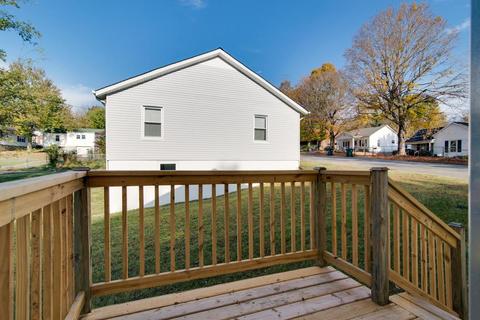 207 Cherry St, Dickson, TN 37055 photo 20