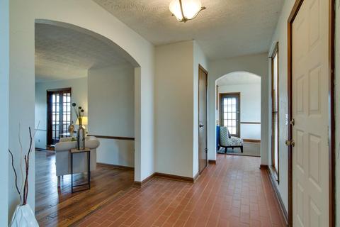 1007 Ridgecrest Dr, Dickson, TN 37055 photo 3