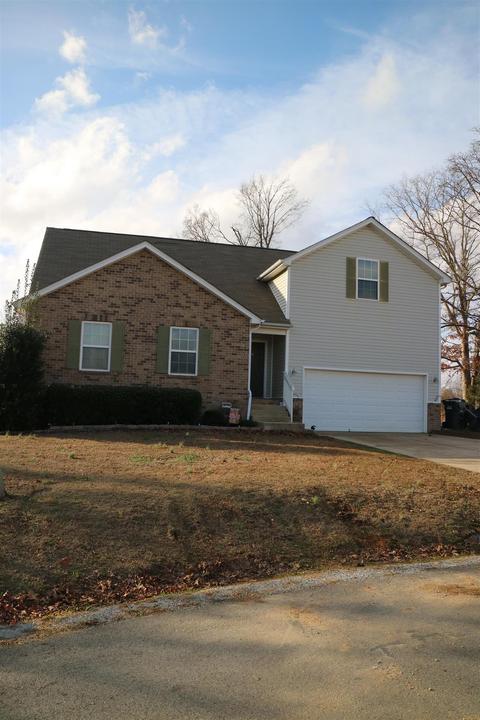 104 Shadow Cv, Dickson, TN 37055 photo 2