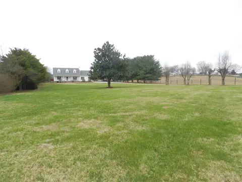 881 Beechcroft Rd, Spring Hill, TN 37174 photo 3