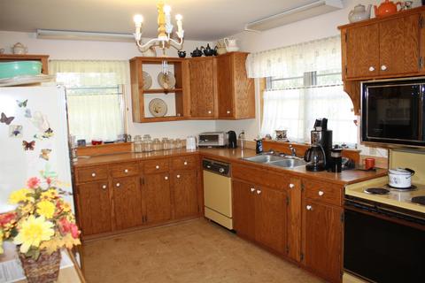 112 Lexington Rd, Loretto, TN 38469 photo 12