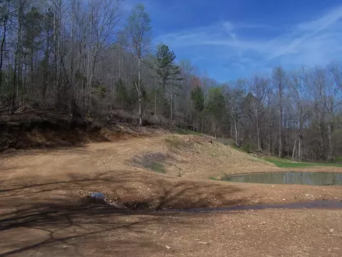 501 Peach Rd, Goodspring, TN 38460 photo 4