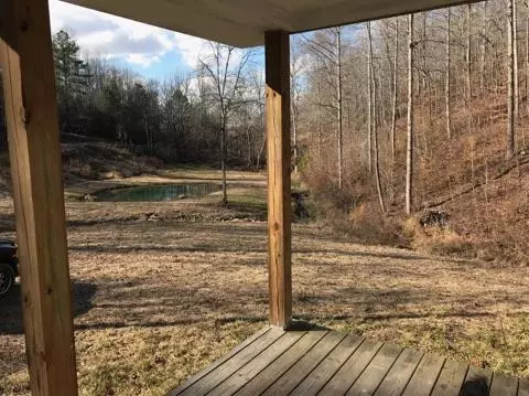 501 Peach Rd, Goodspring, TN 38460 photo 18