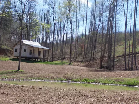 501 Peach Rd, Goodspring, TN 38460 photo 10