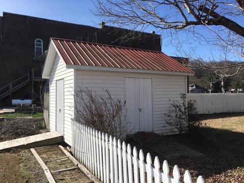 14 Front St, Normandy, TN 37360 photo 4