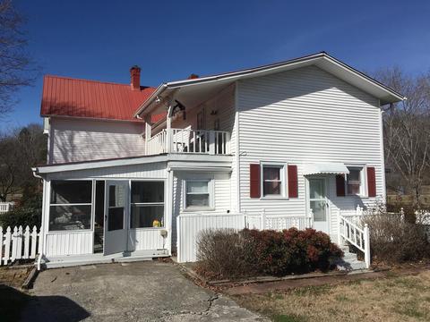 14 Front St, Normandy, TN 37360 photo 5