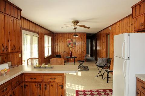 134 S 3rd St, Dickson, TN 37055 photo 12