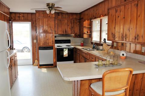 134 S 3rd St, Dickson, TN 37055 photo 10