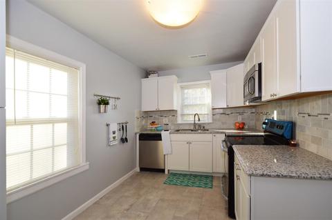 217 N Walnut St, Springfield, TN 37172 photo 3
