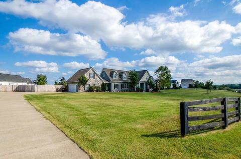 2256 Clara Mathis Rd, Spring Hill, TN 37174 photo 2