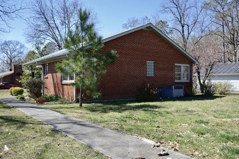 451 E Maple St, Morrison, TN 37357 photo 5