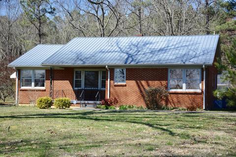 451 E Maple St, Morrison, TN 37357 photo 1