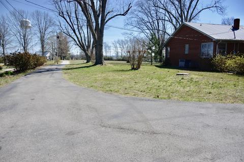 451 E Maple St, Morrison, TN 37357 photo 6
