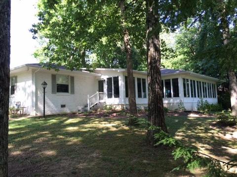 312 Crestview Dr, Dickson, TN 37055 photo 1