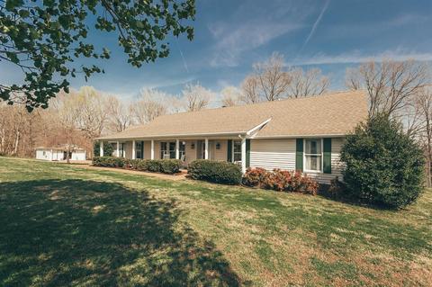 1879 Lawrence Ln, Springfield, TN 37172 photo 4