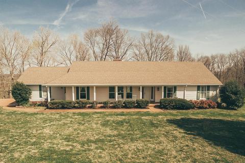 1879 Lawrence Ln, Springfield, TN 37172 photo 1